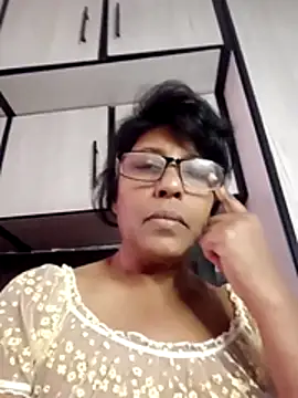 MsAttitude online show from July 9, 2026, 11:42 am