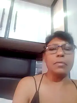 MsAttitude online show from March 21, 2025, 3:24 pm