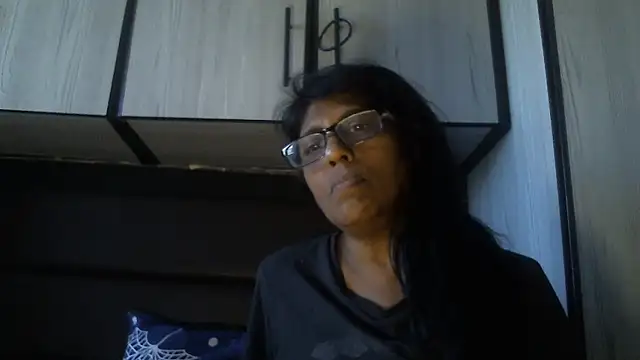 MsAttitude online show from December 5, 2025, 7:51 am