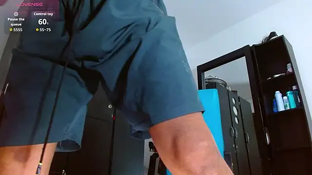 isuckmyselfxxx 420 online show from March 31, 2026, 10:06 am