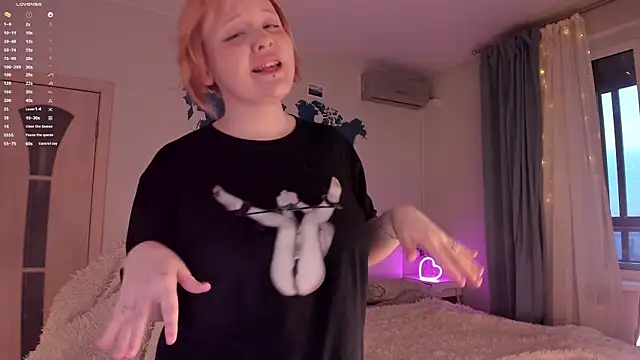 Snapshot of LisaLaas chatting on March 14, 2025, 2:08 pm LisaLaas online show from March 14, 2025, 2:08 pm