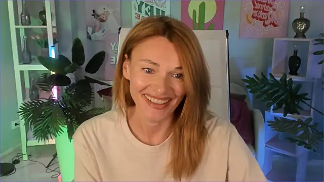 MistyBarnes online show from September 11, 2025, 2:17 pm