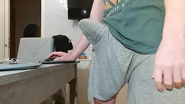 Snapshot of asa92921 chatting on March 19, 2025, 5:17 pm asa92921 online show from March 19, 2025, 5:17 pm