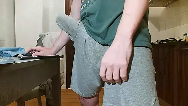 Snapshot of asa92921 chatting on March 4, 2025, 10:49 pm asa92921 online show from March 4, 2025, 10:49 pm