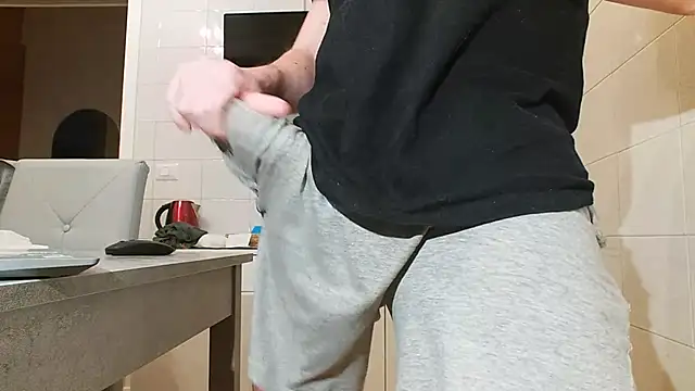 Snapshot of asa92921 chatting on March 17, 2025, 5:05 pm asa92921 online show from March 17, 2025, 5:05 pm