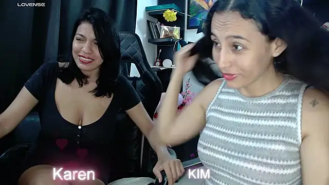 Snapshot of Karen_sex92 chatting on March 1, 2025, 2:34 pm Karen sex92 online show from March 1, 2025, 2:34 pm