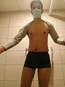 bigdickfuckuu online show from December 5, 2025, 12:32 am