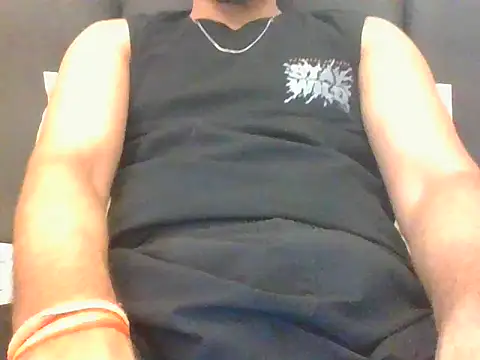 bigdickfuckuu online show from November 12, 2025, 11:47 am