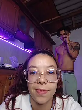 Snapshot of sophieandmarkls chatting on February 9, 2026, 1:03 am sophieandmarkls online show from February 9, 2026, 1:03 am