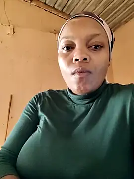 Snapshot of EbonyBuu chatting on May 21, 2026, 8:44 am EbonyBuu online show from May 21, 2026, 8:44 am