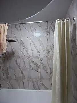 pinkstar  online show from November 27, 2025, 7:20 am