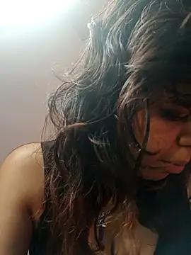 SabinaMerchetti online show from October 13, 2025, 3:19 am