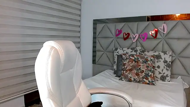 Snapshot of nana_levy chatting on February 15, 2025, 3:42 am nana levy online show from February 15, 2025, 3:42 am