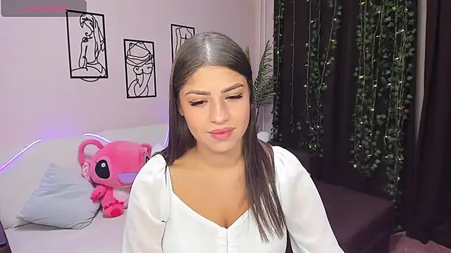 MaryMayson online show from October 1, 2025, 5:50 pm