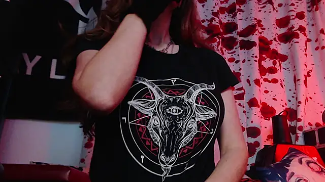 Silentmary online show from October 28, 2025, 1:28 am