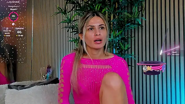 Snapshot of Avril_Cyrus chatting on March 6, 2025, 7:58 am Avril Cyrus online show from March 6, 2025, 7:58 am