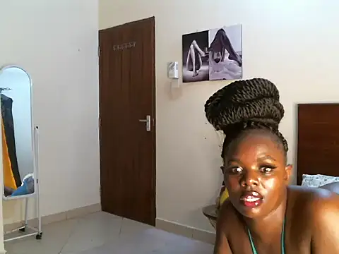 Snapshot of pay_tience chatting on March 3, 2025, 12:28 pm pay tience online show from March 3, 2025, 12:28 pm