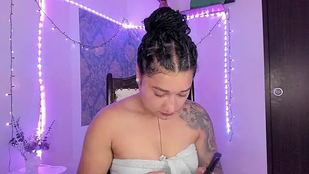 Snapshot of Eva_Lee_ chatting on March 4, 2026, 9:50 am Eva Lee online show from March 4, 2026, 9:50 am