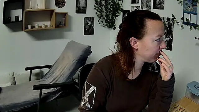 AnyaKreyxh online show from January 20, 2025, 12:28 pm