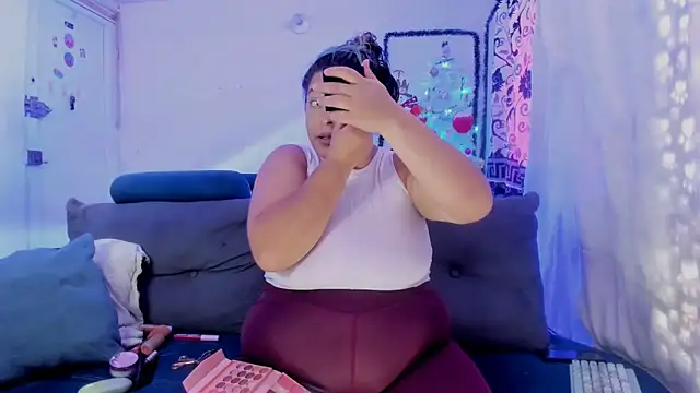 Snapshot of Fierymichef chatting on November 28, 2025, 3:45 pm Fierymichef online show from November 28, 2025, 3:45 pm