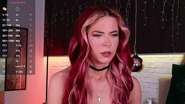 Snapshot of CindeFucknRella chatting on February 13, 2026, 6:02 am CindeFucknRella online show from February 13, 2026, 6:02 am