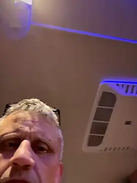 prekumstud online show from March 2, 2025, 12:03 pm