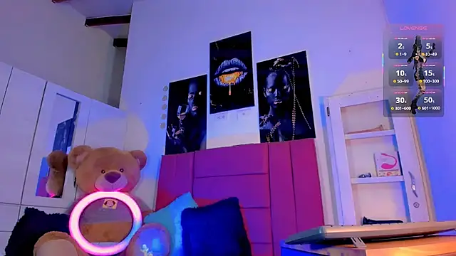 Snapshot of alexia_corleoni chatting on March 10, 2025, 4:28 am alexia corleoni online show from March 10, 2025, 4:28 am