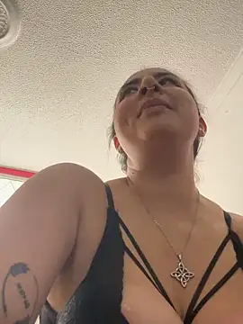 Snapshot of Abril_Luv chatting on December 20, 2025, 12:52 pm Abril Luv online show from December 20, 2025, 12:52 pm