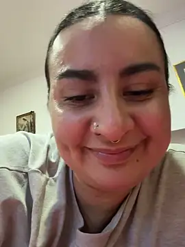 Snapshot of Abril_Luv chatting on November 5, 2025, 2:47 am Abril Luv online show from November 5, 2025, 2:47 am