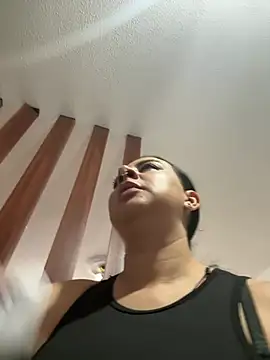 Snapshot of Abril_Luv chatting on January 12, 2026, 1:07 pm Abril Luv online show from January 12, 2026, 1:07 pm