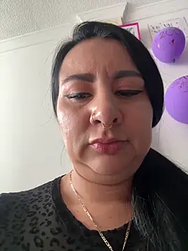 Snapshot of Abril_Luv chatting on May 13, 2026, 1:18 pm Abril Luv online show from May 13, 2026, 1:18 pm