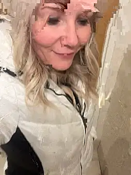 Sexual Lovable Doll online show from November 12, 2025, 4:44 pm