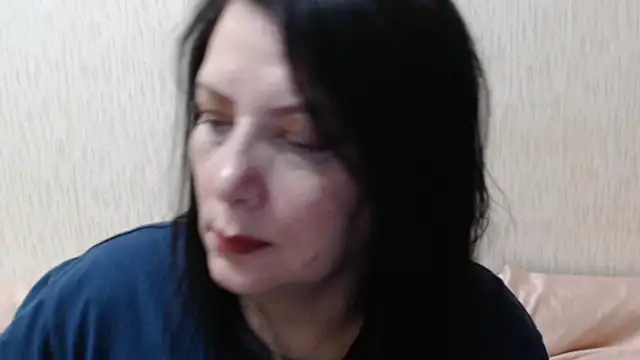 Snapshot of Mirabelle_Sweet chatting on November 25, 2025, 3:18 am Mirabelle Sweet online show from November 25, 2025, 3:18 am
