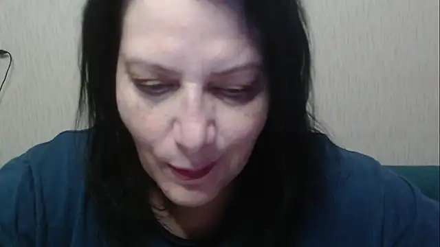 Snapshot of Mirabelle_Sweet chatting on May 19, 2026, 4:52 am Mirabelle Sweet online show from May 19, 2026, 4:52 am