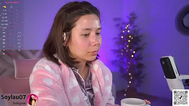 imjess01 online show from March 24, 2026, 4:23 am