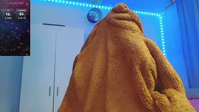 Martina Dash online show from February 24, 2025, 10:47 pm