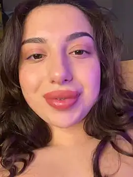 Snapshot of Tasty_Nora chatting on January 8, 2025, 7:45 am Tasty Nora online show from January 8, 2025, 7:45 am