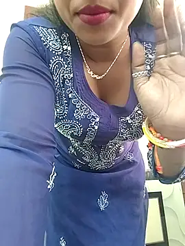 ANGE-MOU online show from February 21, 2026, 3:19 am