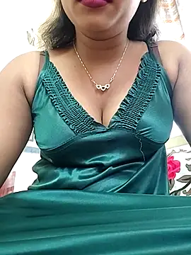 ANGE-MOU online show from February 8, 2026, 4:21 am