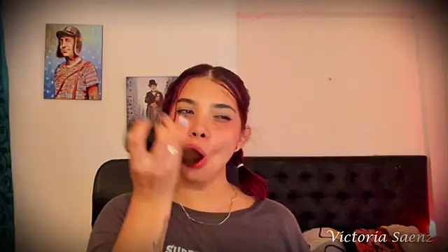 Snapshot of victoriaasaenz_ chatting on March 20, 2025, 3:45 am victoriaasaenz online show from March 20, 2025, 3:45 am