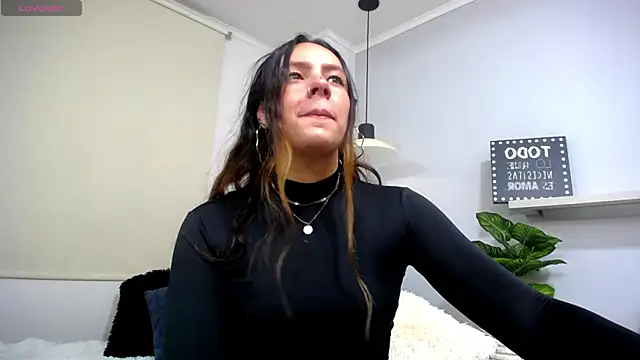Snapshot of Bianca____ chatting on June 4, 2026, 11:20 pm Bianca online show from June 4, 2026, 11:20 pm