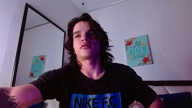 AlbertBernal69 online show from September 12, 2025, 2:01 am