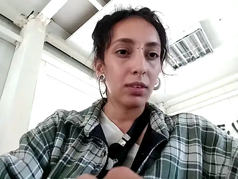 Snapshot of ORIANNA_BODMOD chatting on January 31, 2025, 1:34 pm ORIANNA BODMOD online show from January 31, 2025, 1:34 pm