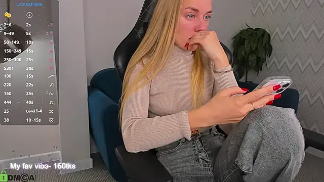 Barbie Lis online show from October 3, 2025, 12:03 am