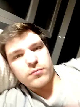 sergigomez online show from March 17, 2025, 10:40 pm