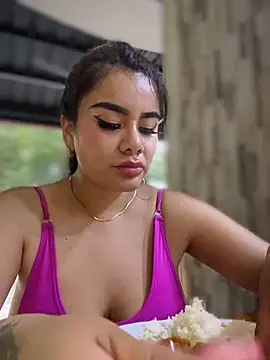 Snapshot of Insane_Issa chatting on March 2, 2025, 10:34 pm Insane Issa online show from March 2, 2025, 10:34 pm