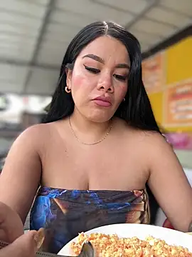 Insane Issa online show from February 10, 2026, 4:06 pm