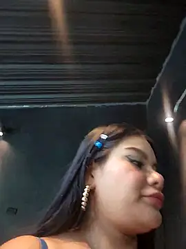 Snapshot of Insane_Issa chatting on September 24, 2025, 5:08 pm Insane Issa online show from September 24, 2025, 5:08 pm