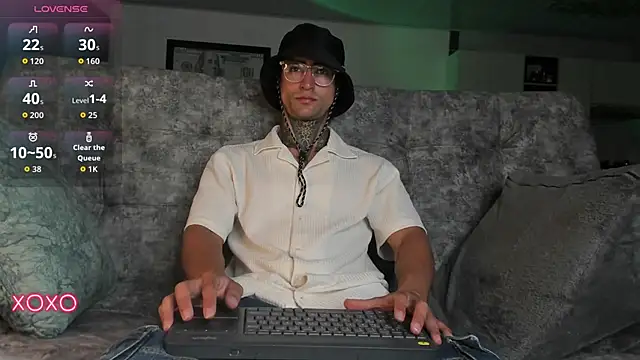 Snapshot of Mark_Kamper chatting on December 13, 2025, 11:22 pm Mark Kamper online show from December 13, 2025, 11:22 pm