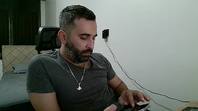 tgltplsr online show from January 8, 2026, 1:33 am